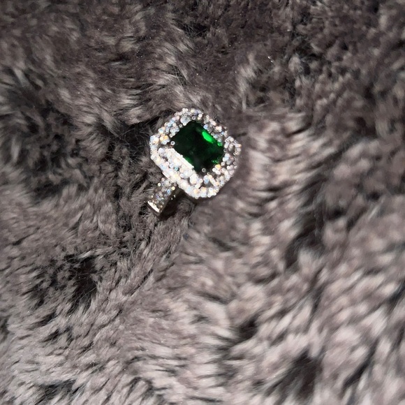 Vintage style Green Emerald princess cut silver  ring Sz 9 - Picture 8 of 9